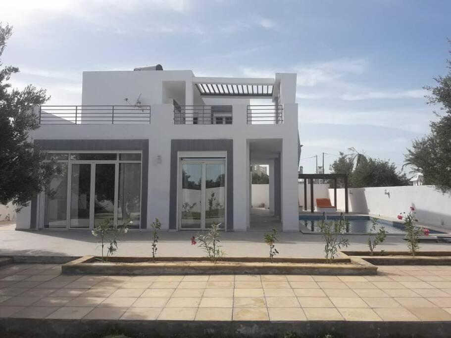 Magnifique Villa Avec Piscine Sur L'Ile De Djerba Pour Vacances Arkou Εξωτερικό φωτογραφία