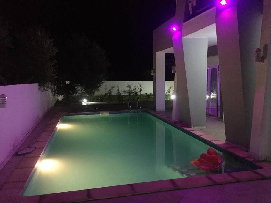 Magnifique Villa Avec Piscine Sur L'Ile De Djerba Pour Vacances Arkou Εξωτερικό φωτογραφία